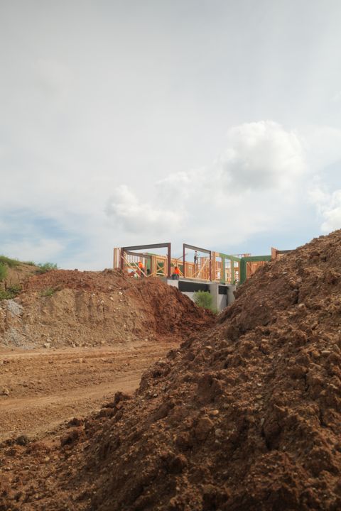 Acreage, framing · P1871659