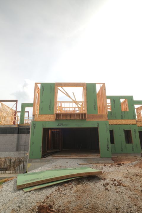 Acreage, framing · P1871701