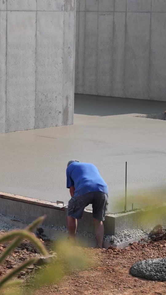Concrete finishing and the bee attack